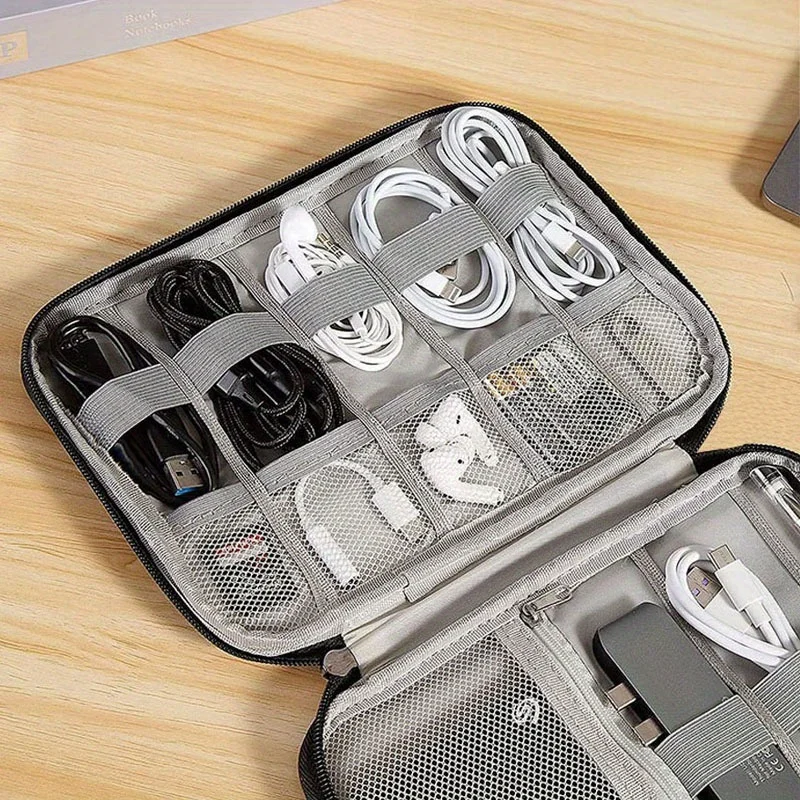 Tech Accessories Travel Organizer Pouch - 1 шт. Портативная сумка для хранения